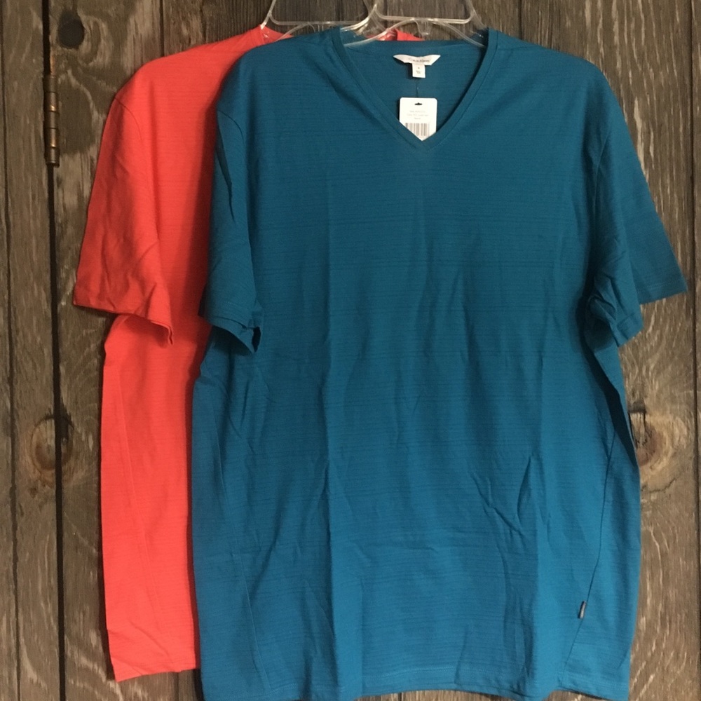 2 NWT Calvin Klein Men’s T-Shirts